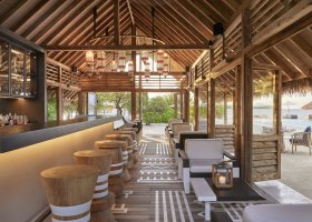 maledivy-hotel-como-cocoa-island-006.jpg
