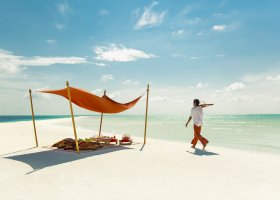 maledivy-hotel-como-cocoa-island-012.jpg
