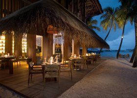 maledivy-hotel-conrad-rangali-island-042.jpg