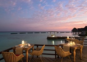maledivy-hotel-constance-moofushi-resort-185.jpg