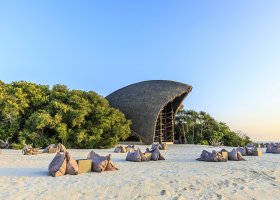 maledivy-hotel-dhigali-maldives-003.jpg