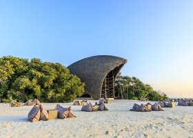 maledivy-hotel-dhigali-maldives-125.jpg