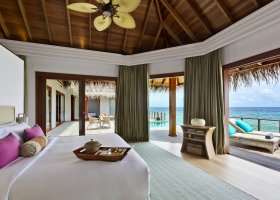 maledivy-hotel-dusit-thani-maldives-472.jpg
