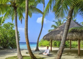 maledivy-hotel-dusit-thani-maldives-480.jpg