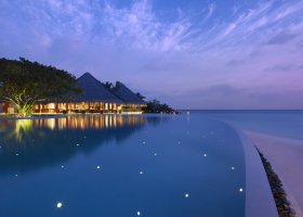 maledivy-hotel-dusit-thani-maldives-485.jpg