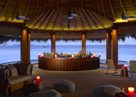 maledivy-hotel-dusit-thani-maldives-539.jpg