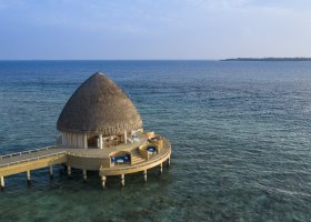 maledivy-hotel-emerald-faarufushi-335.jpg