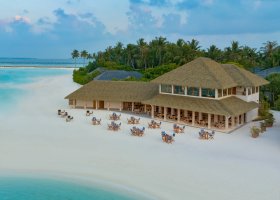 maledivy-hotel-emerald-faarufushi-337.jpg