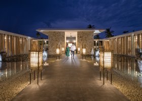 maledivy-hotel-emerald-maldives-217.jpg