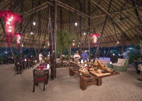 maledivy-hotel-emerald-maldives-223.jpg