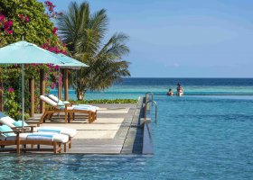 maledivy-hotel-four-seasons-landaa-giraavaru-112.jpg