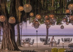 maledivy-hotel-four-seasons-landaa-giraavaru-219.jpg