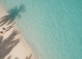 maledivy-hotel-here-baa-atoll-maldives-003.jpeg