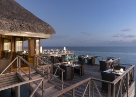 maledivy-hotel-huvafen-fushi-299.jpg
