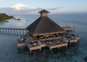 maledivy-hotel-huvafen-fushi-301.jpg