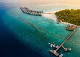 maledivy-hotel-ja-manafaru-176.jpg
