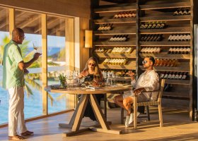 maledivy-hotel-kagi-maldives-resort-spa-079.jpg