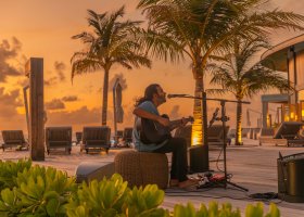 maledivy-hotel-kagi-maldives-resort-spa-112.jpg