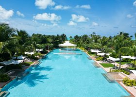 maledivy-hotel-kuda-villingili-resort-002.jpg