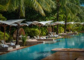 maledivy-hotel-kuda-villingili-resort-033.jpg