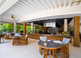 maledivy-hotel-kuda-villingili-resort-136.jpg