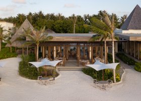 maledivy-hotel-kuda-villingili-resort-140.jpg