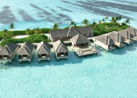 maledivy-hotel-kuda-villingili-resort-166.jpg