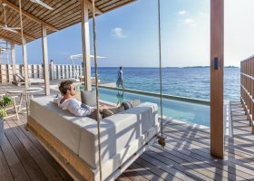 maledivy-hotel-kudadoo-private-island-136.jpg