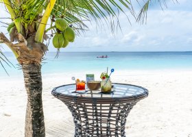 maledivy-hotel-kudafushi-406.jpg