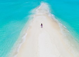 maledivy-hotel-kuramathi-island-resort-302.jpg