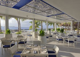 maledivy-hotel-kurumba-maldives-221.jpg