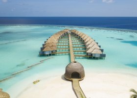 maledivy-hotel-lti-maafushivaru-maldives-035.jpg