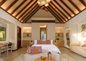 maledivy-hotel-meyyafushi-maldives-032.jpg