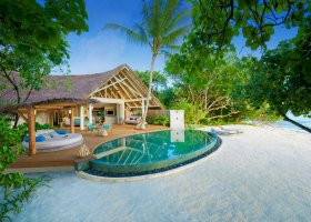 maledivy-hotel-milaidhoo-003.jpg