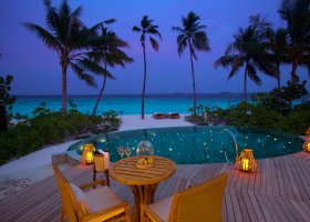 maledivy-hotel-milaidhoo-007.jpg