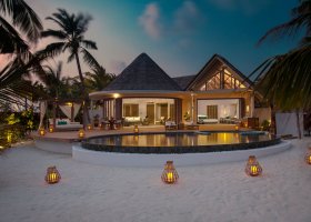 maledivy-hotel-milaidhoo-008.jpg