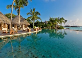 maledivy-hotel-milaidhoo-014.jpg