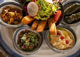 maledivy-hotel-niva-dhigali-240.jpg