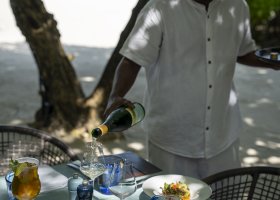 maledivy-hotel-niva-dhigali-275.jpg