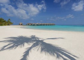 maledivy-hotel-outrigger-maafushivaru-045.jpg