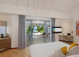 maledivy-hotel-outrigger-maafushivaru-144.jpg