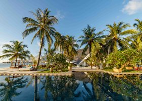 maledivy-hotel-ozen-reserve-bolifushi-215.jpg