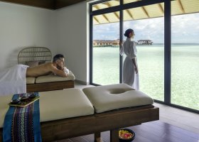 maledivy-hotel-pullman-maldives-maamutaa-250.jpg