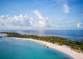maledivy-hotel-ritz-carlton-maldives-007.jpg