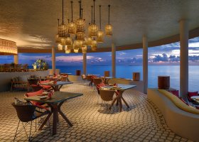 maledivy-hotel-six-senses-kanuhura-672.jpg