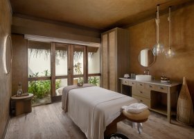 maledivy-hotel-six-senses-kanuhura-682.jpg