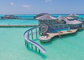 maledivy-hotel-soneva-jani-070.jpg