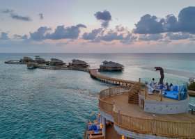 maledivy-hotel-soneva-secret-008.jpg