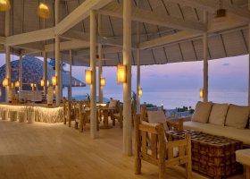 maledivy-hotel-soneva-secret-011.jpg