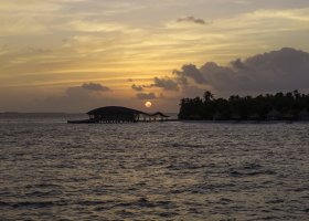 maledivy-hotel-vabbinfaru-002.jpg